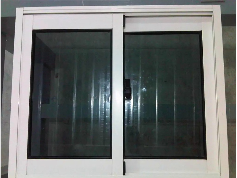 Ventana blanca de aluminio Mexico
