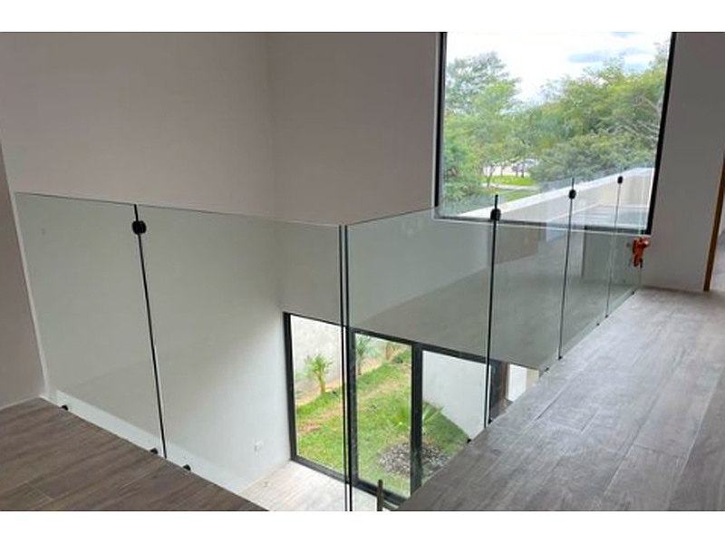 Barandal vidrio México