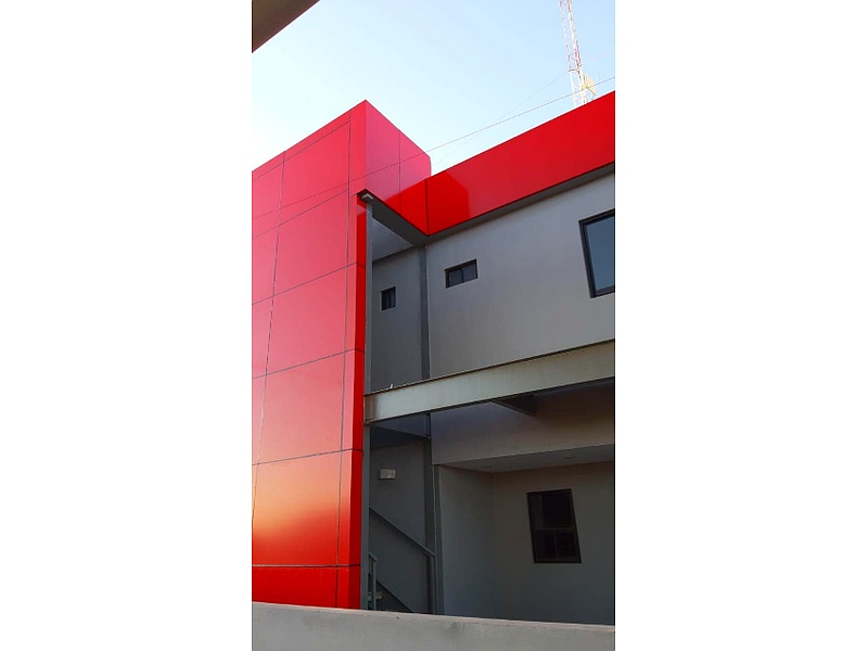 Revestimiento con panel de aluminio México