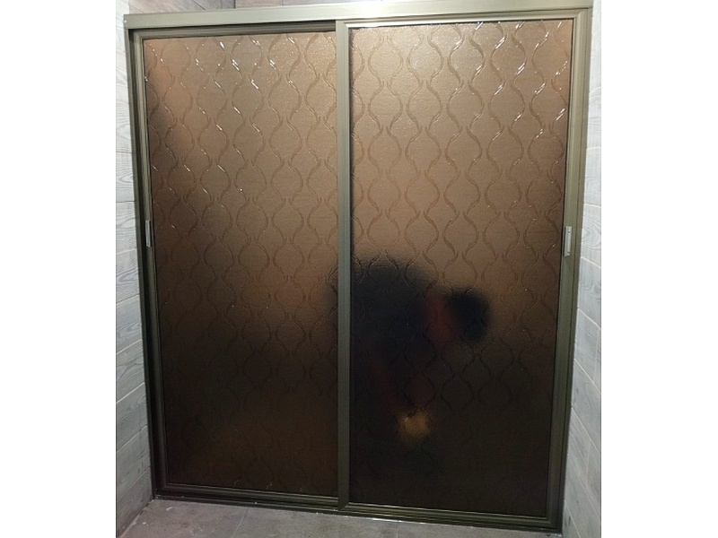 Puerta Corrediza Vidrio Marrón Formas Manzanillo Aluminio,Vidrio Y Tablaroca