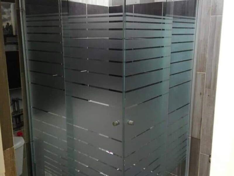 Puerta de baño 