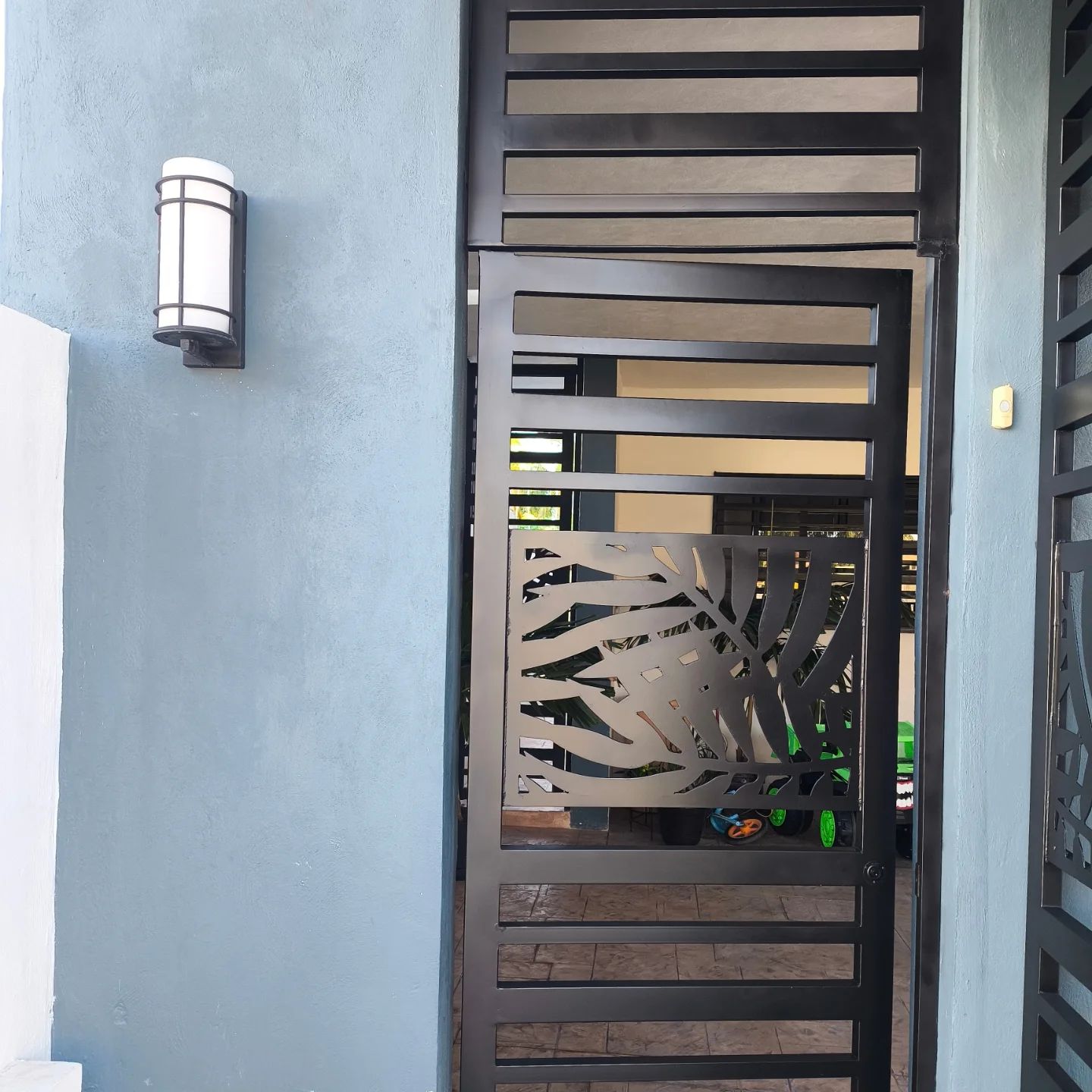 Puerta de acceso en corte laser Mexico