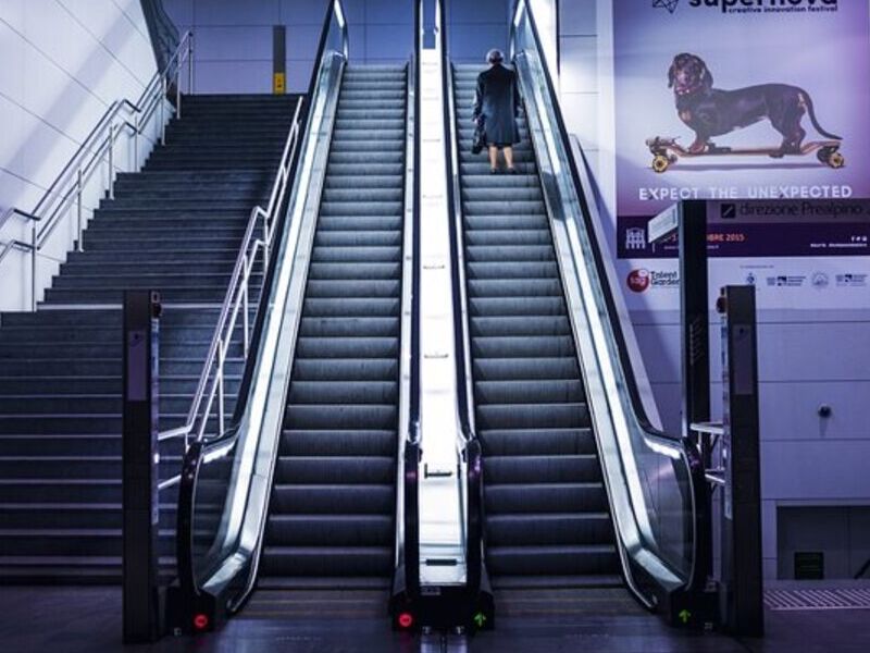 Escaleras mecánicas equipos modernos CDMX