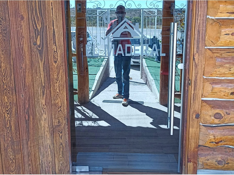 Puerta cristal México Vidrios y Aluminios Santa Barbara 