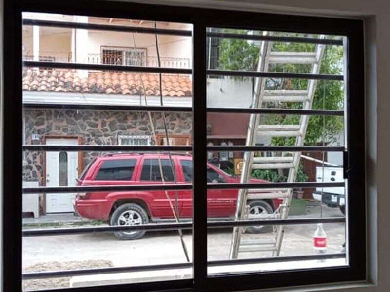 Ventana de aluminio en Puerto Vallarta 3