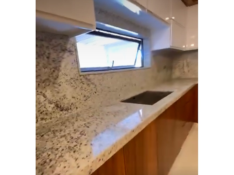 Cubierta Natural Granito Blanco Dallas México