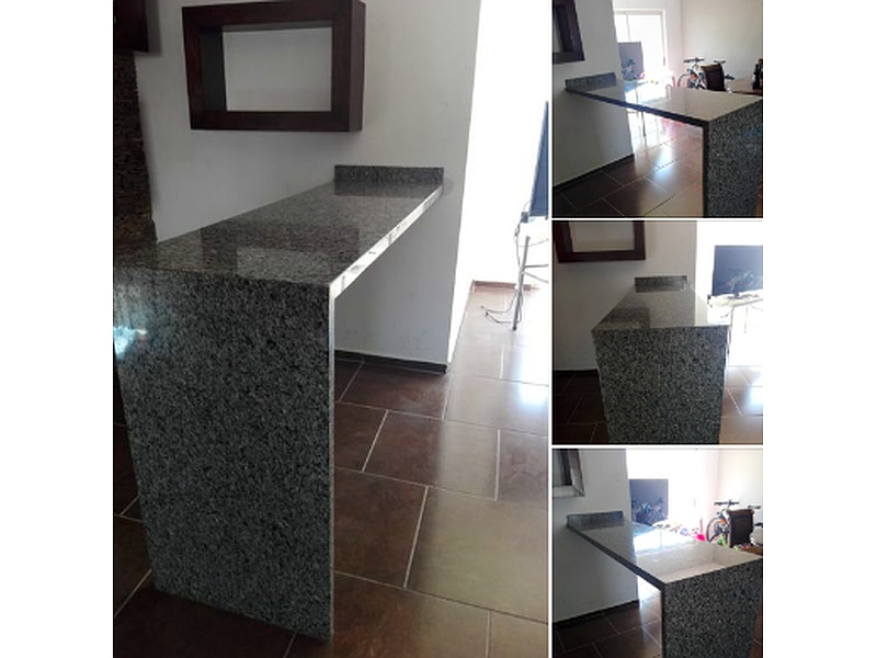 Cocina con isla de mármol México