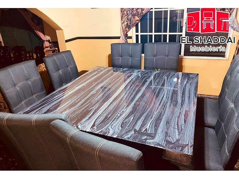 Comedor 8 sillas tipo marmoleado México