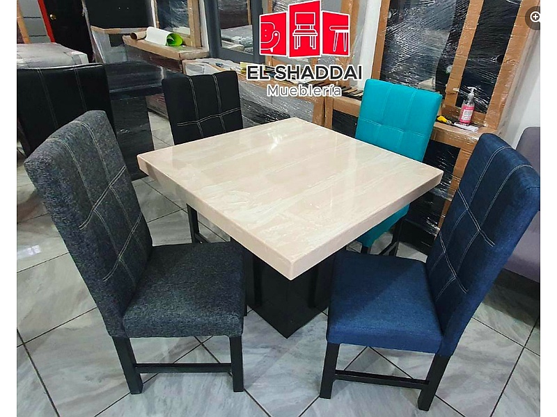comedor 4 sillas tipo madera México