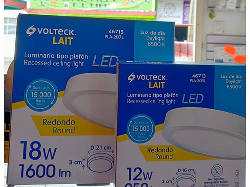 Luminaria Tipo Plafón LEÓN