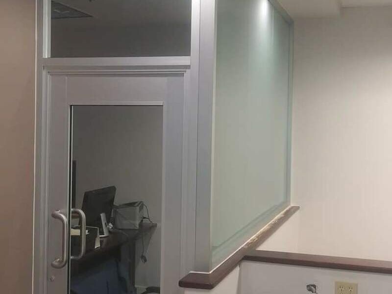 Puerta aluminio 1  en Tijuana 