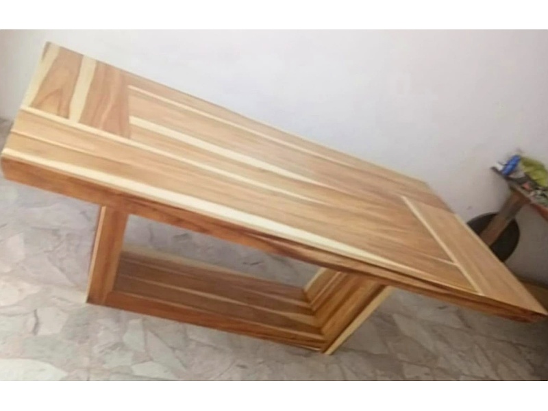 Mesa de comedor de madera lacada mate Mexico TDL Triplay León