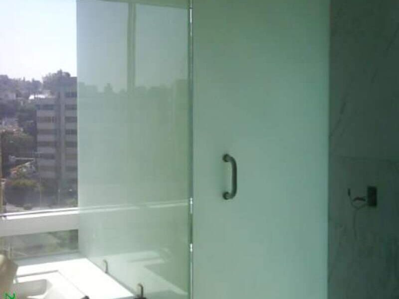 Puerta vidrio templado Gustavo A. Madero