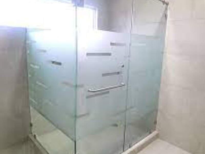 Canceles para baño de cristal en Saltillo 