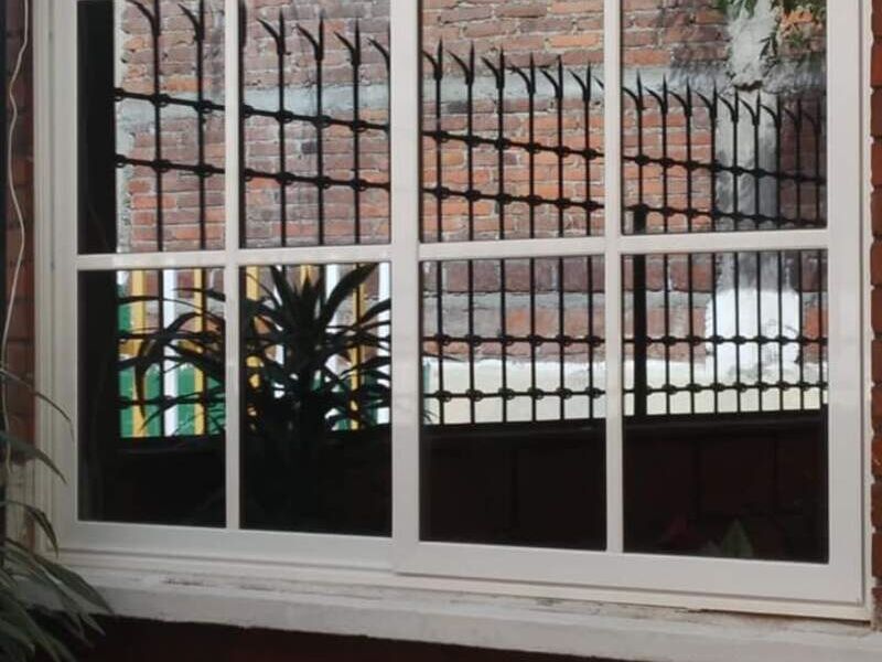 Ventana de aluminio blanca para exteriror