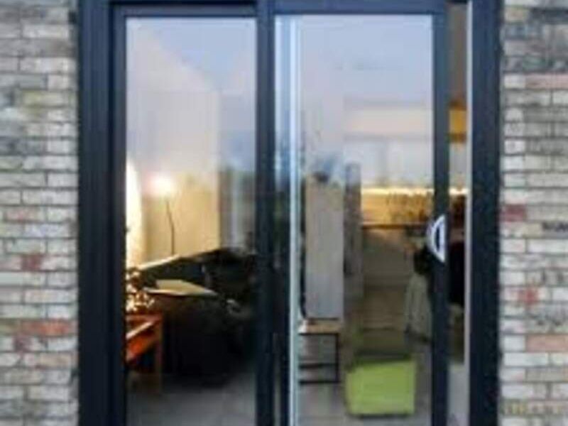 Puertas corredizas de aluminio en México