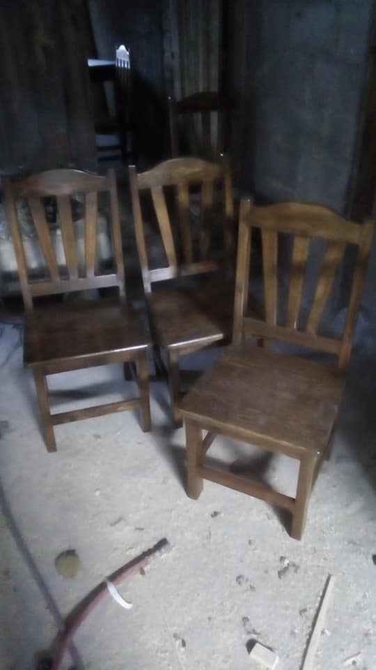 Sillas de madera CDMX