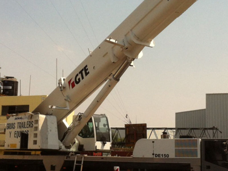 Equipo grúa AC120 elevación en México