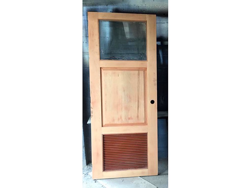 Puerta de madera sin tratamiento Mexico