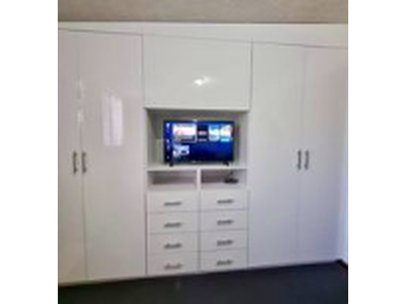 Aparador de madera en sala México STUKA MUEBLES