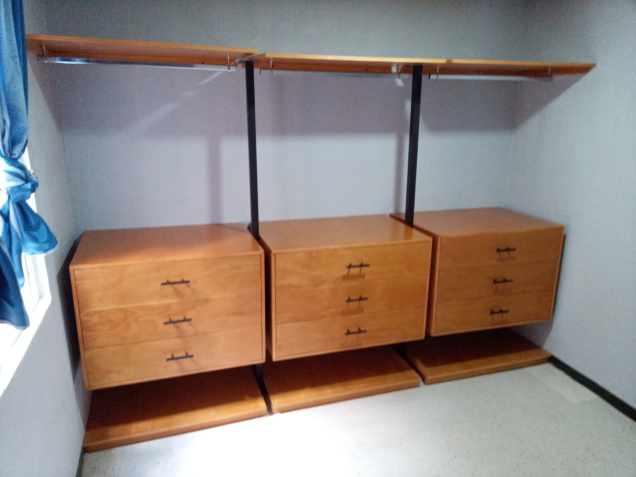 Minicloset de madera rigida, Mexico