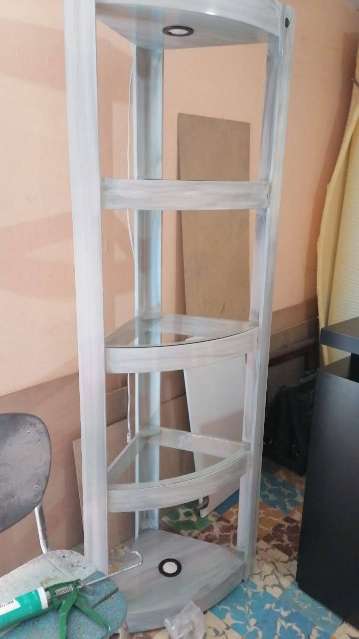 Comoda de madera en vertical, Mexico