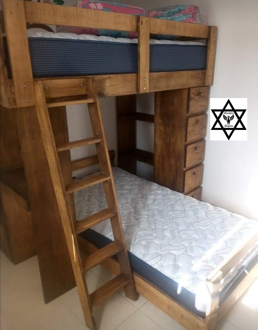 Cama de Madera 2 Pisos con Escalera México