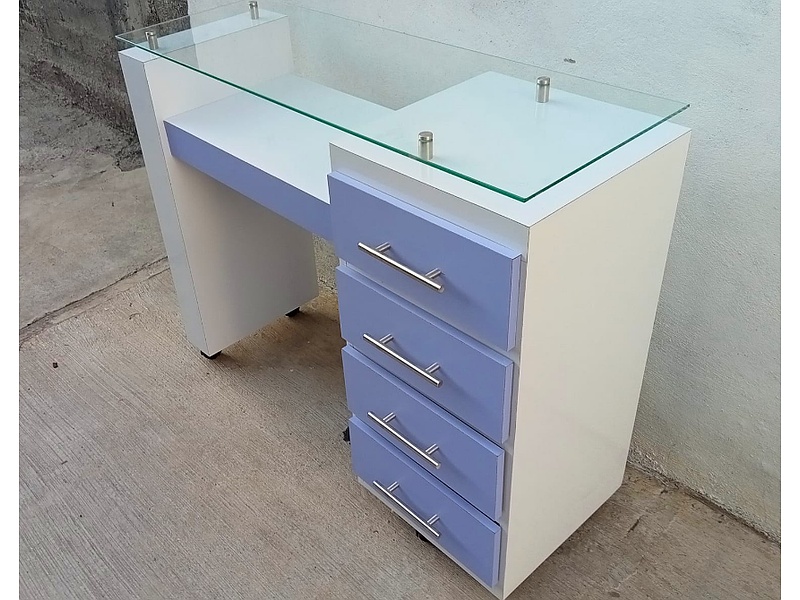 Mesa blanca México Muebles para estética Crïsmar"