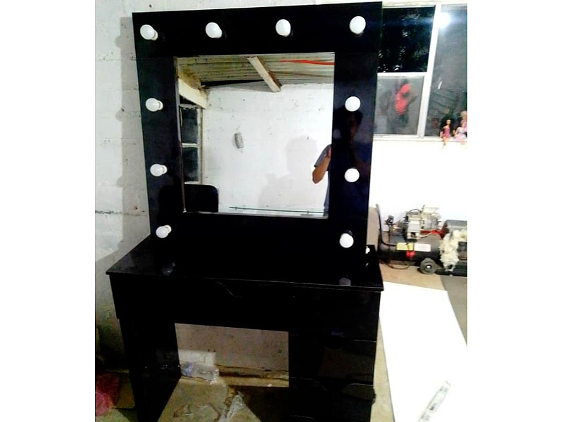 Vanity negro México Muebles para estética Crïsmar"
