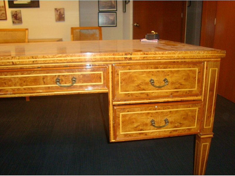 Escritorio antiguo de madera México