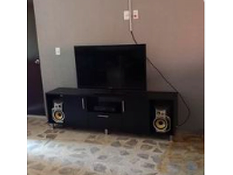 Aparadores de TV en color negro México MUEBLES FERDICAM