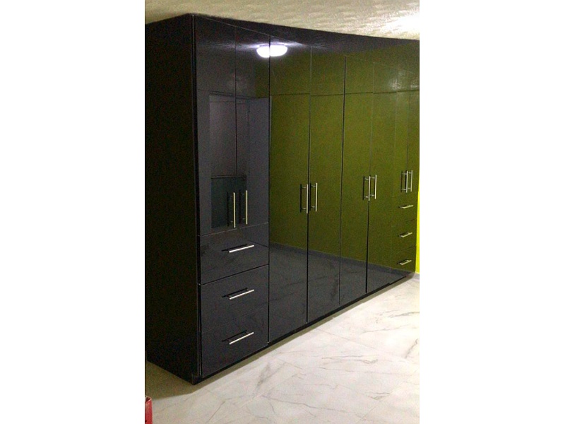 closet de melamina negro brillante CDMX Muebles de Cocina Integrados