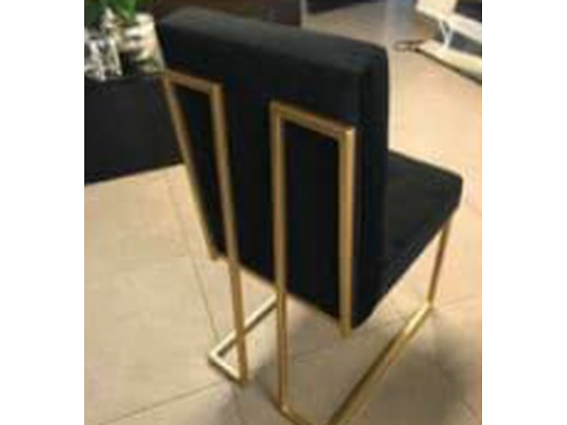 SILLA DE METAL ACOLCHADA COLOR NEGRO MEXICO