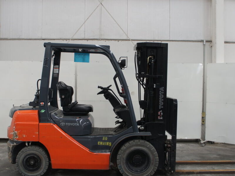 Montacargas equipo toyota 5000lb en México