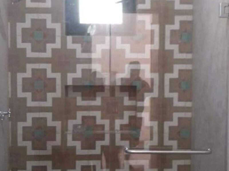 canceles para baño abatibles
