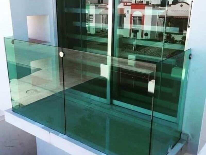 Barandal de vidrio templado en Tijuana 