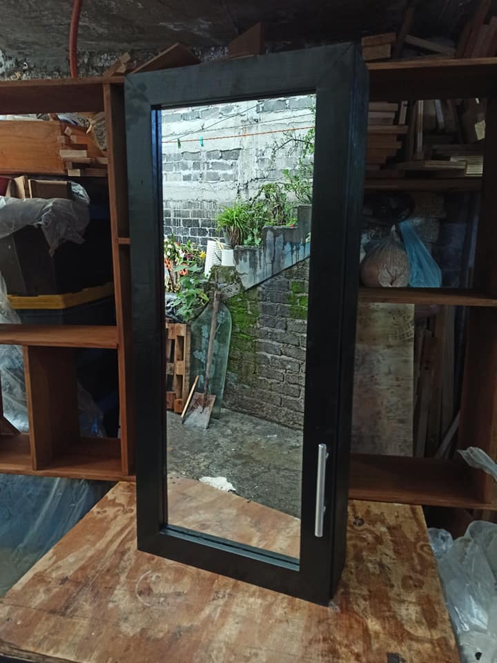 MUEBLE CON ESPEJO CDMX