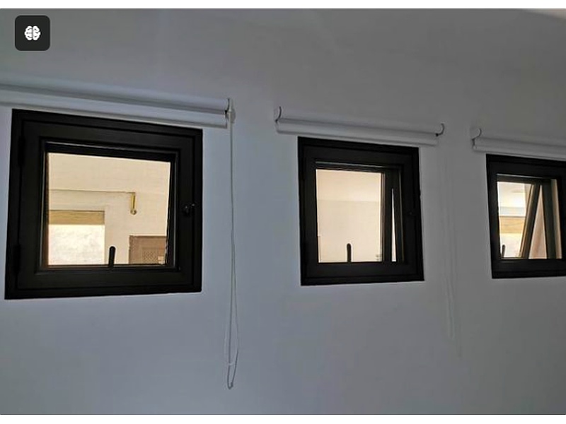 Ventanas de proyección negras México