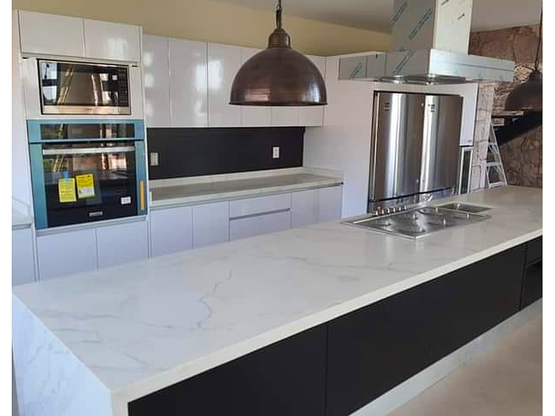 Mesones porcelanato Alpi  México