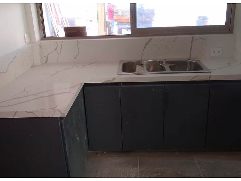 Mesones porcelanato Blanco Clásico México