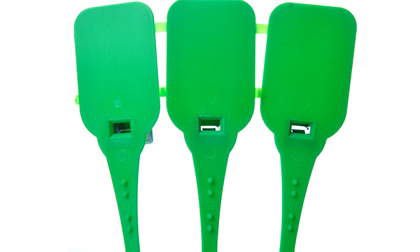 Plastic Seal 30
