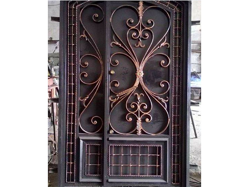 Puerta Acero Negro Decorado Flores Mexico