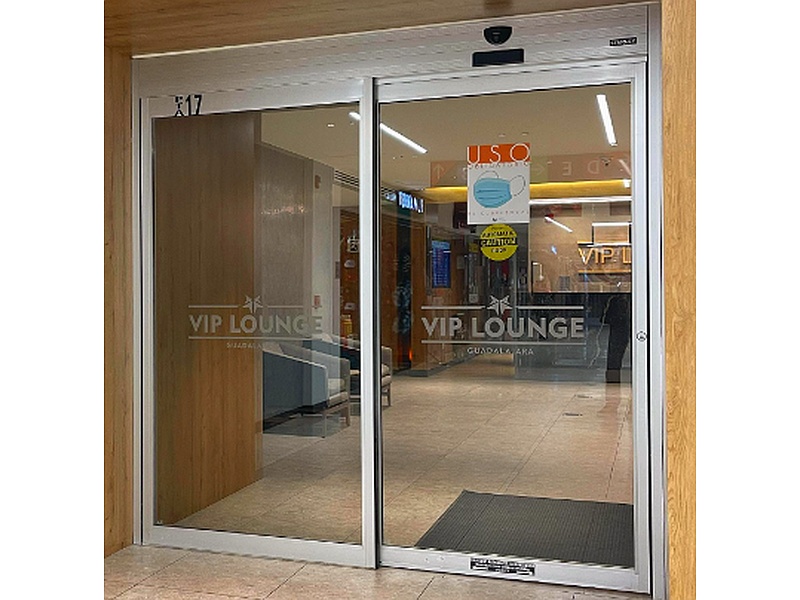 Puerta Vidrio Bordes Aluminio Mexico
