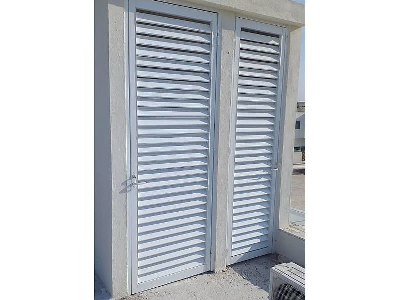 PUERTAS TIPO LOUVER MÉXICO