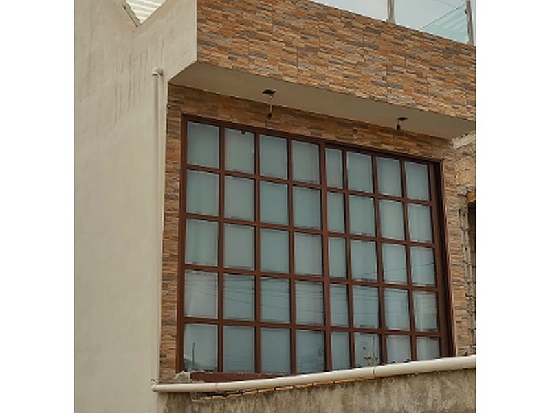 Ventana Madera Cuadrados pequeños Mexico