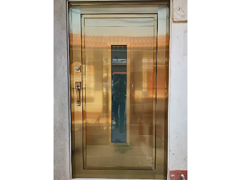 Puerta Nogal superficie vidrio Mexico