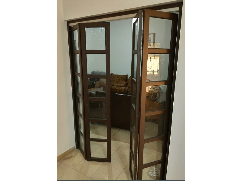 Puerta Plegable de Aluminio México