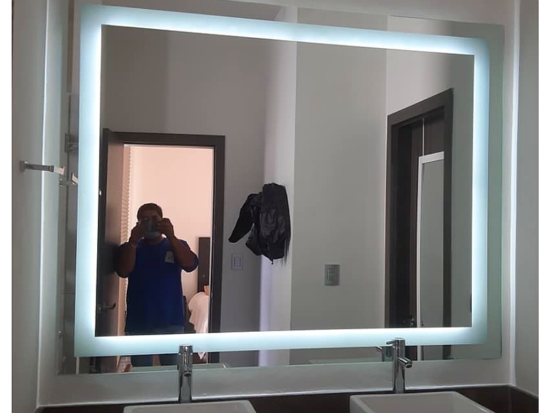 Espejo con luz LED integrada México