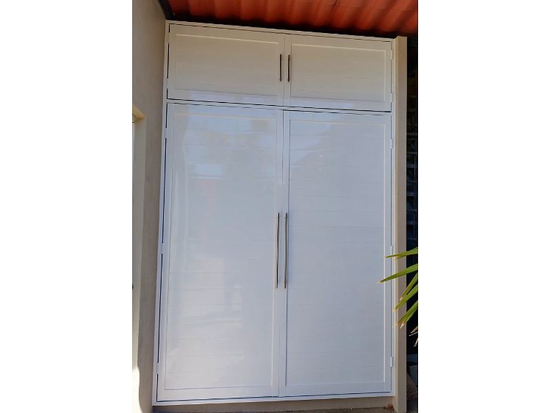 Puertas color Blanco con Duela Liza México