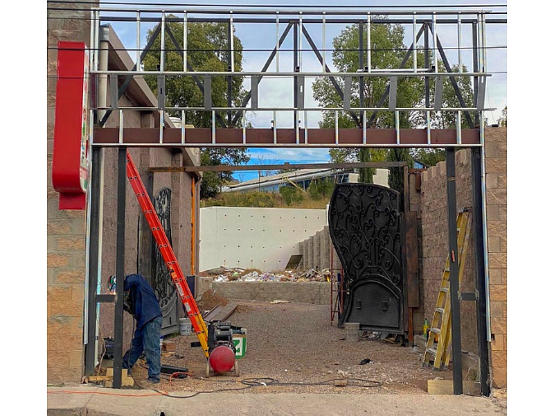 Instalación de Portón México